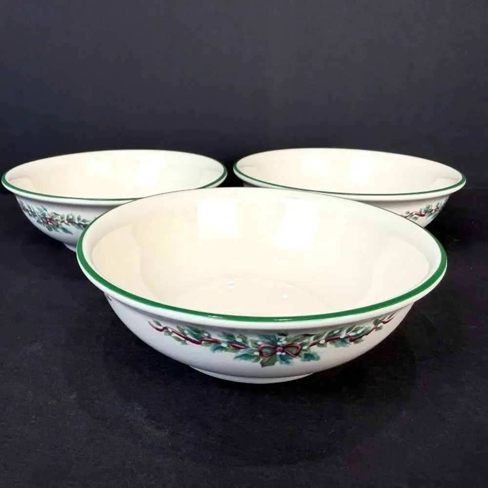 Set of 3 Vintage Pfaltzgraff Christmas Holly Joy Soup/Cereal Bowls